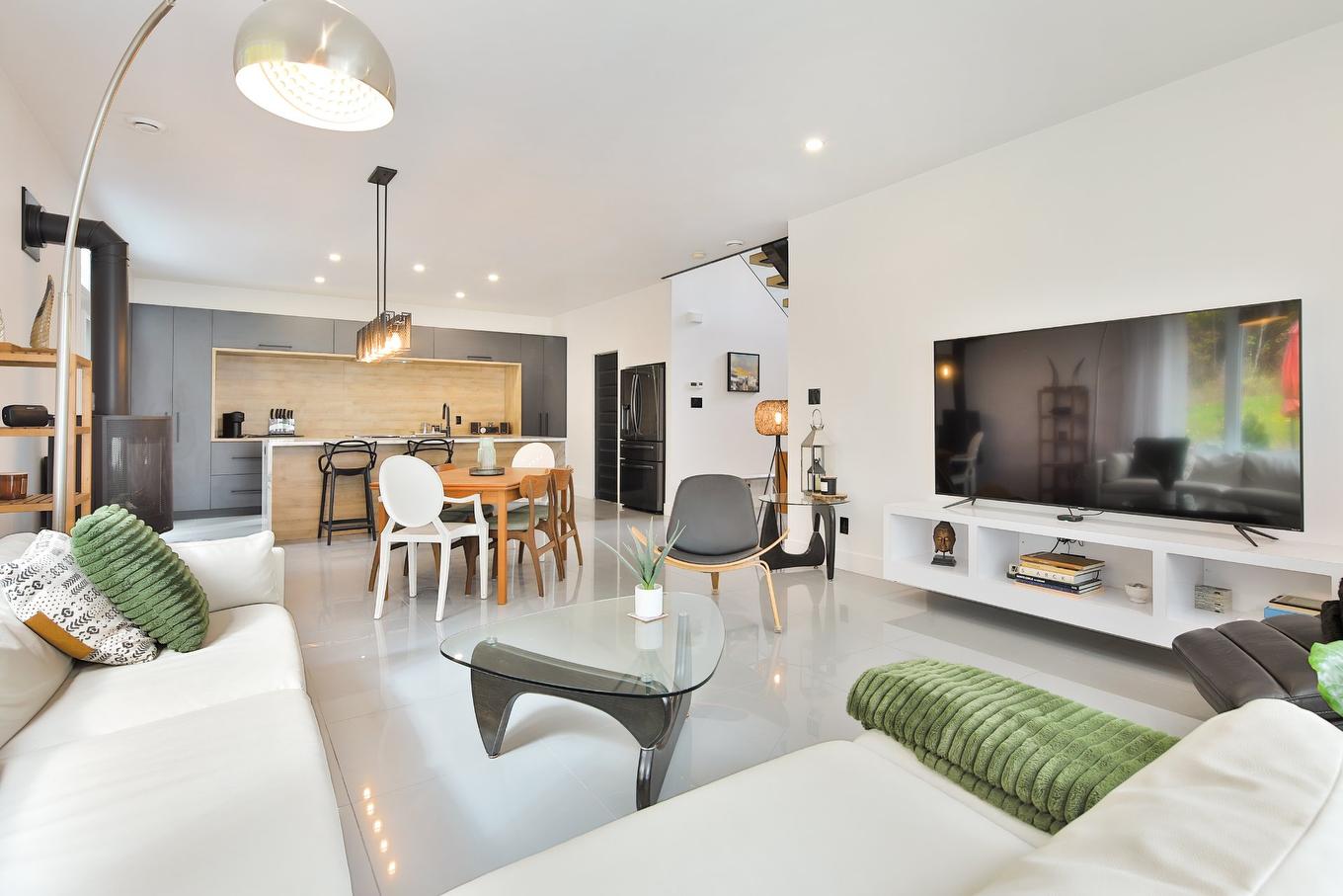 Overall view - 81 Rue Légaré, Magog, QC - Indoor Photo Showing Living Room
