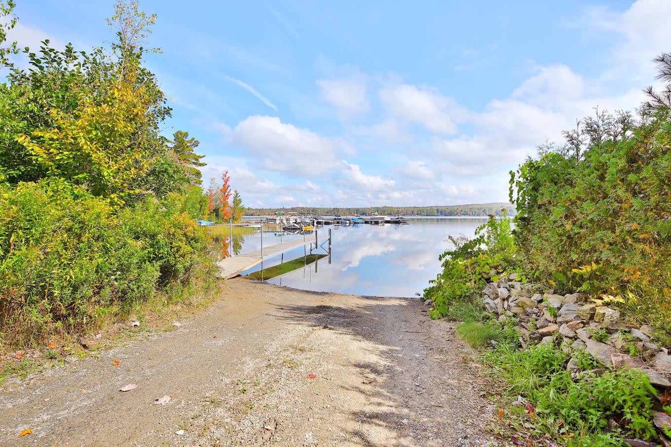 Access to a body of water - 81 Rue Légaré, Magog, QC - Outdoor With Body Of Water With View
