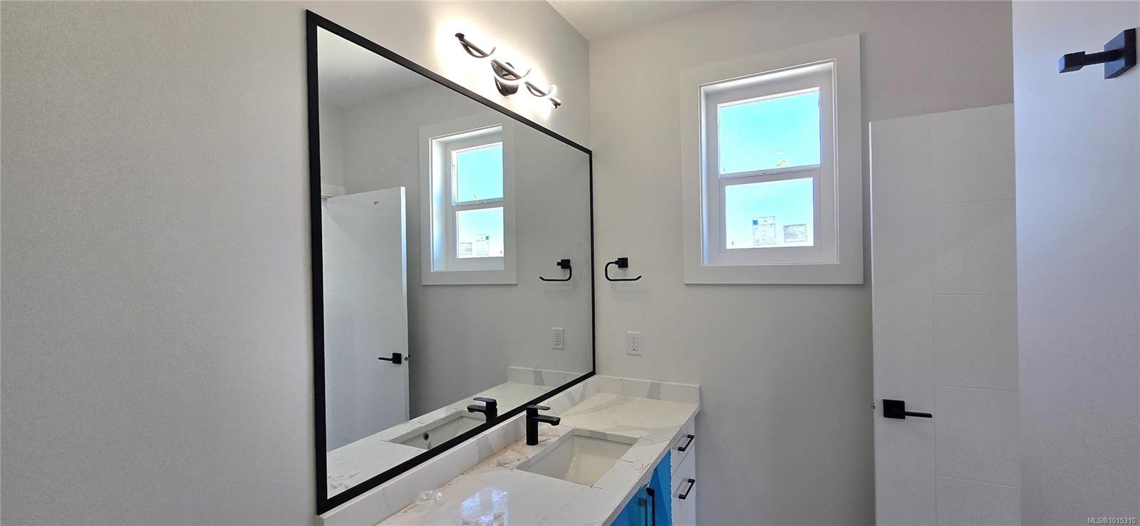 20 Leam Rd, Nanaimo, BC - Indoor Photo Showing Other Room