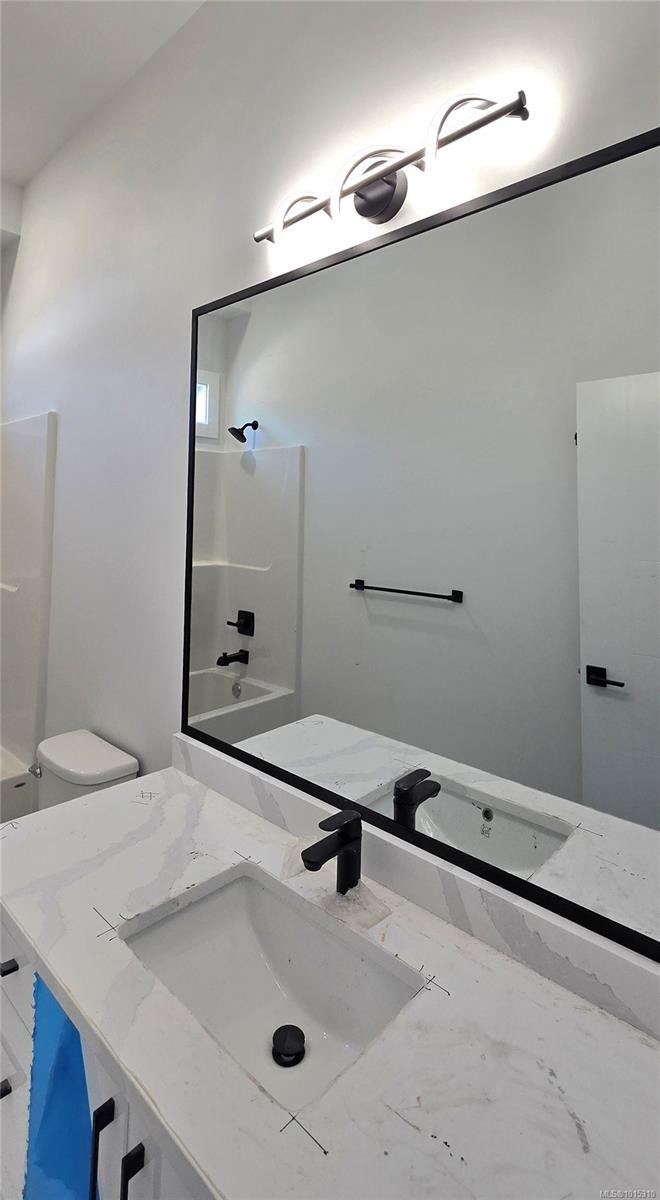 20 Leam Rd, Nanaimo, BC - Indoor