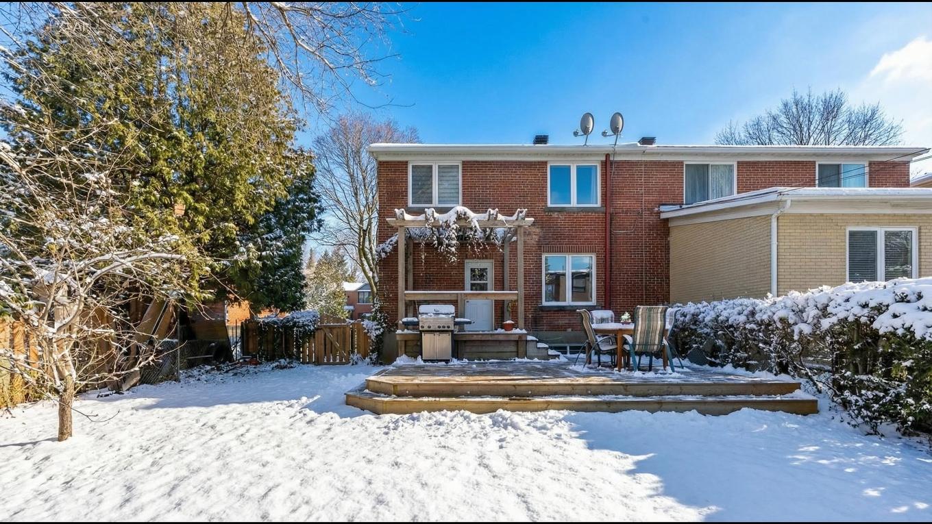 Cour - 645 Rue Crevier, Montréal (Saint-Laurent), QC - Outdoor