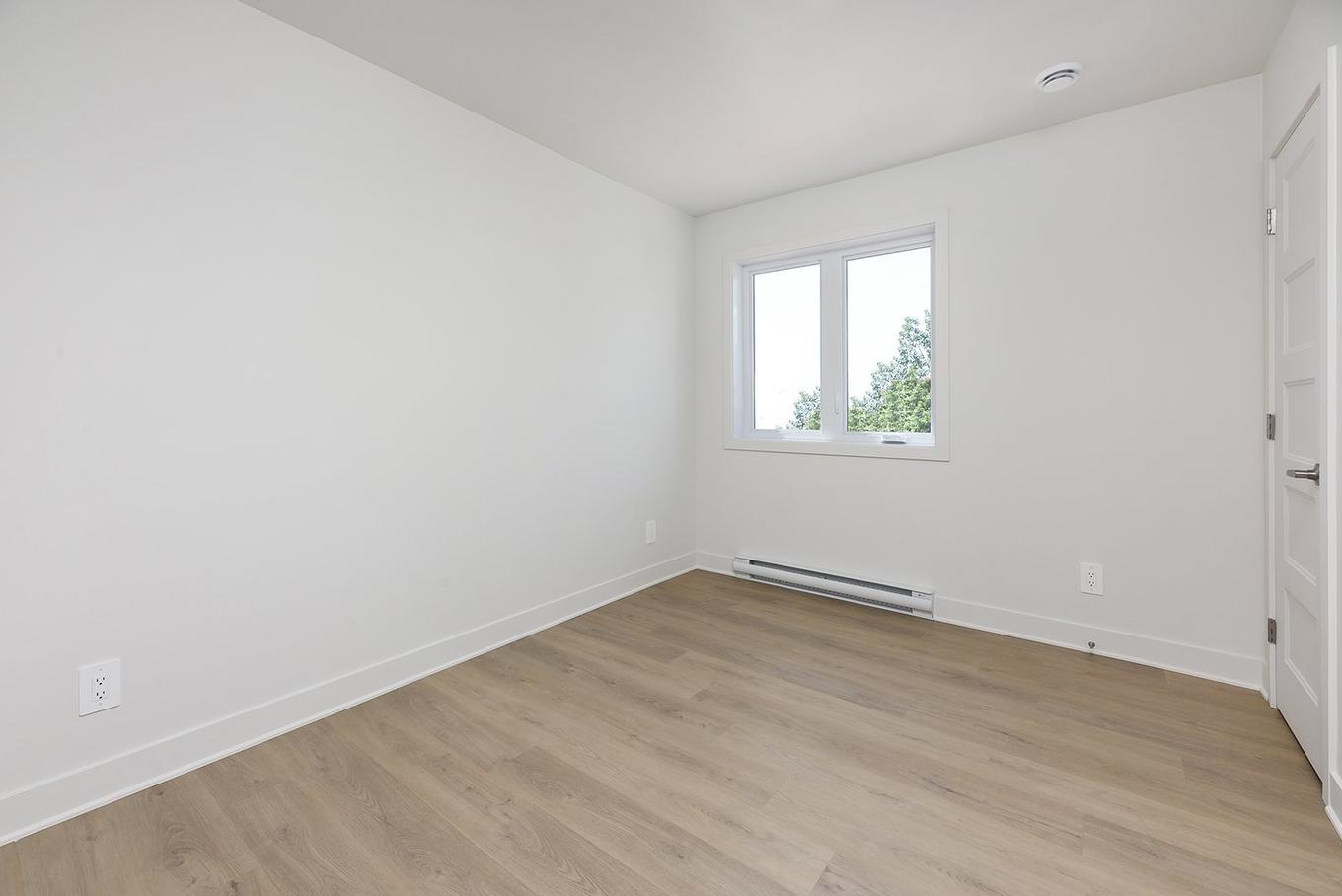 Chambre à coucher - 301-135 Rue Richer, Salaberry-De-Valleyfield, QC - Indoor Photo Showing Other Room