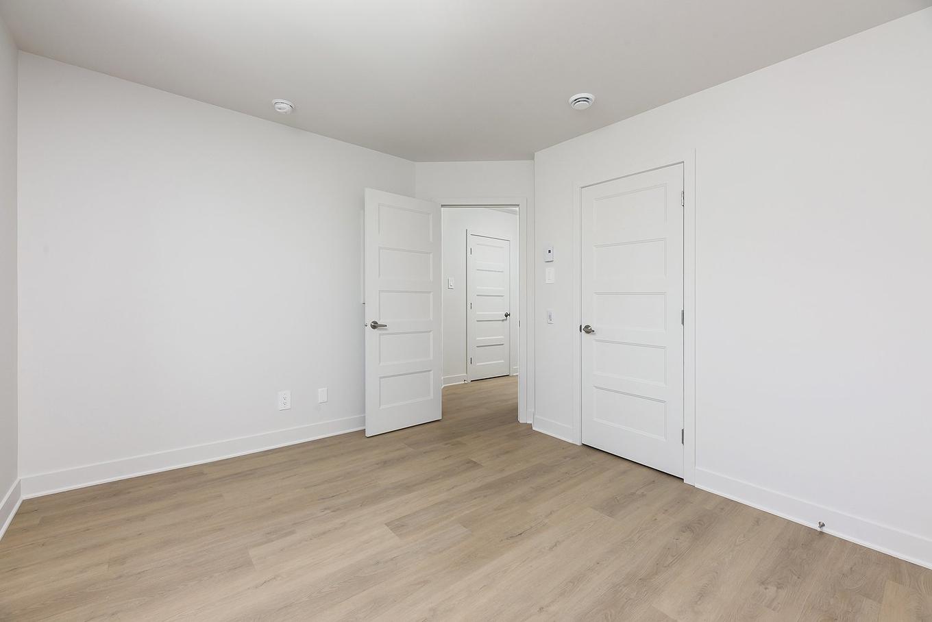 Chambre à coucher - 301-135 Rue Richer, Salaberry-De-Valleyfield, QC - Indoor Photo Showing Other Room