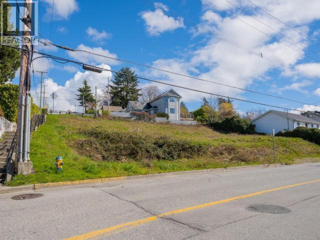 4426 Westview Ave, Powell River, BC