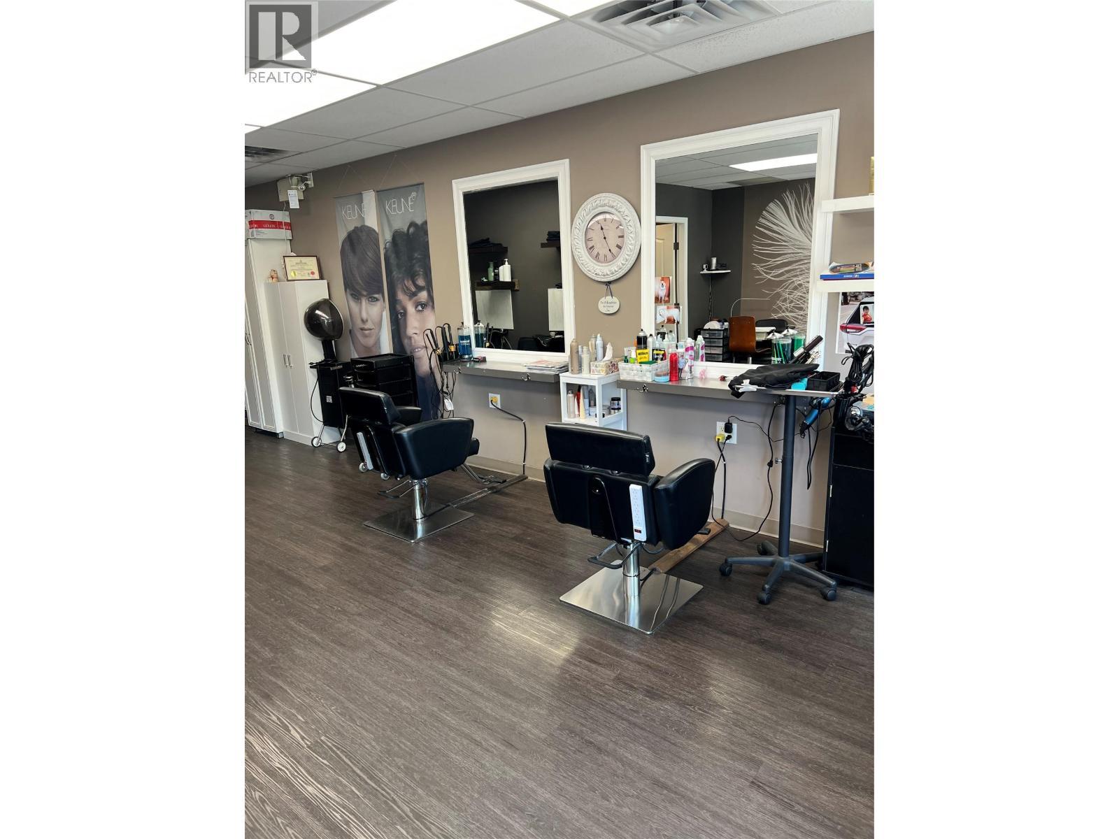 102 2081 Mcdougall Road, West Kelowna, BC