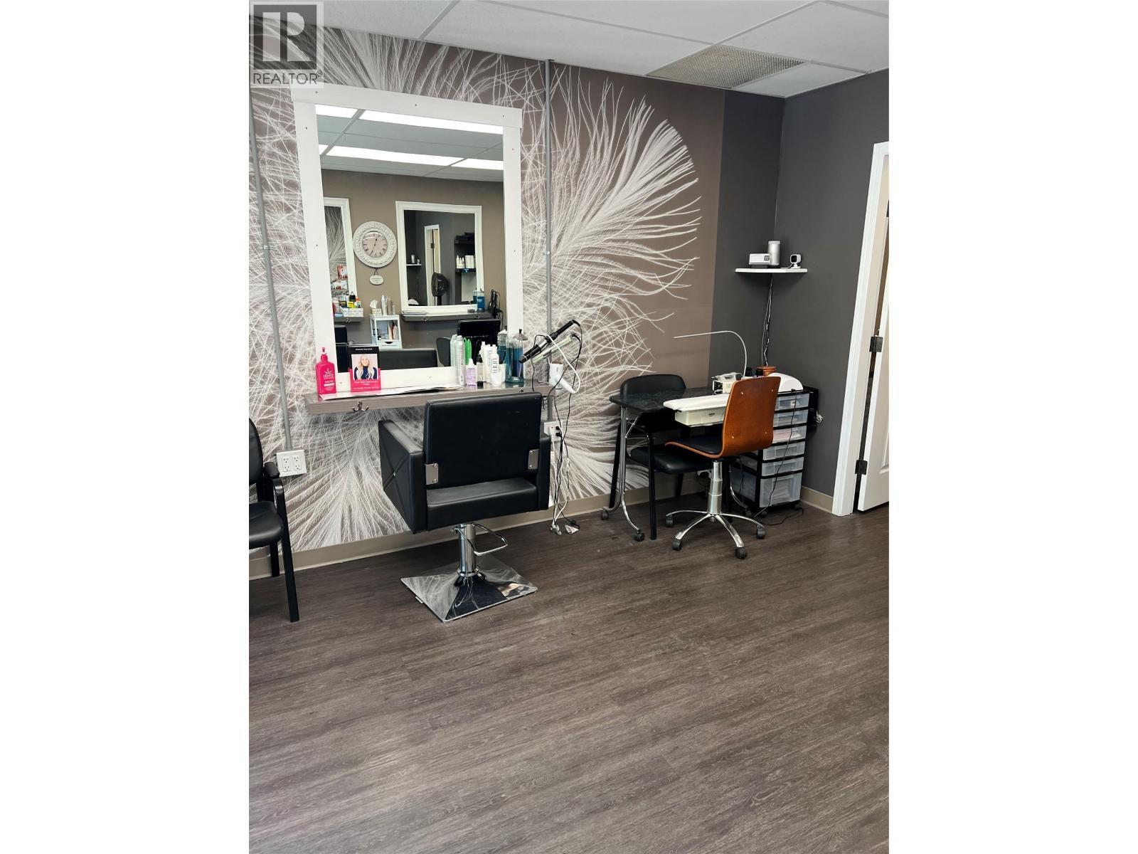 102 2081 Mcdougall Road, West Kelowna, BC