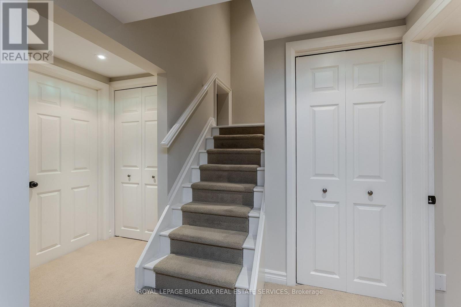 149 North Shore Boulevard E, Burlington, ON - Indoor Photo Showing Other Room