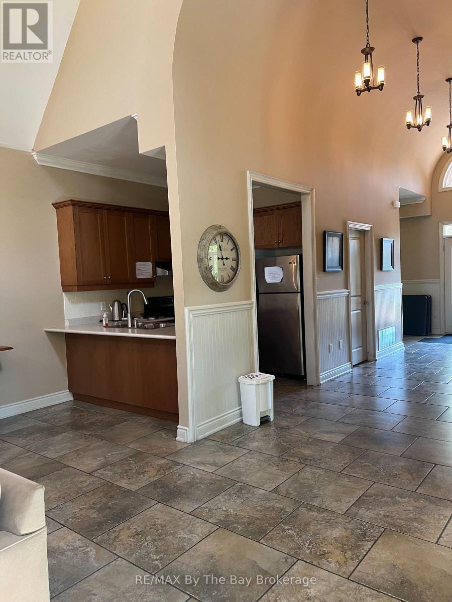 46 Sandy Coast Crescent, Wasaga Beach, ON - Indoor