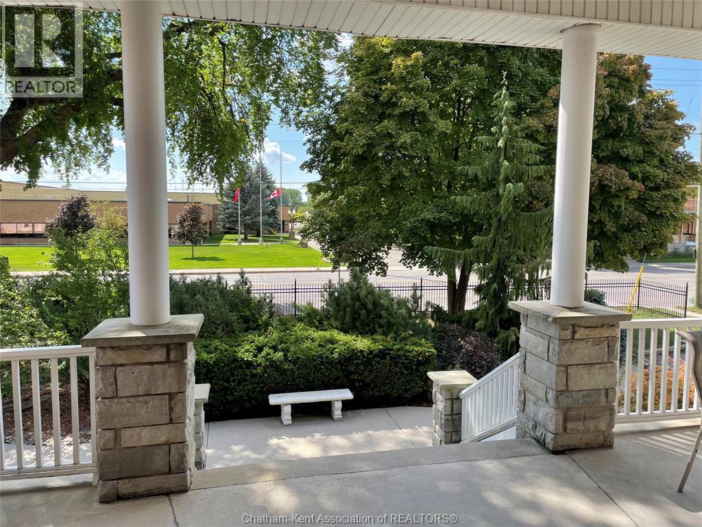 317 Queen Street Unit# 301, Chatham, ON - Outdoor