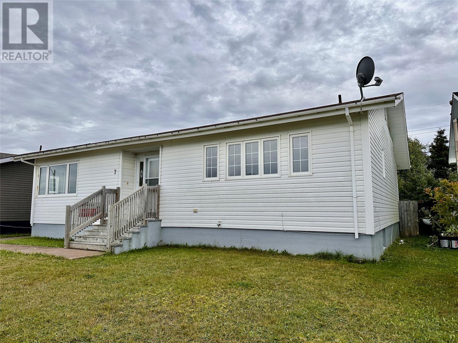 7 Courtney Street, Grand Bank, NL - Outdoor