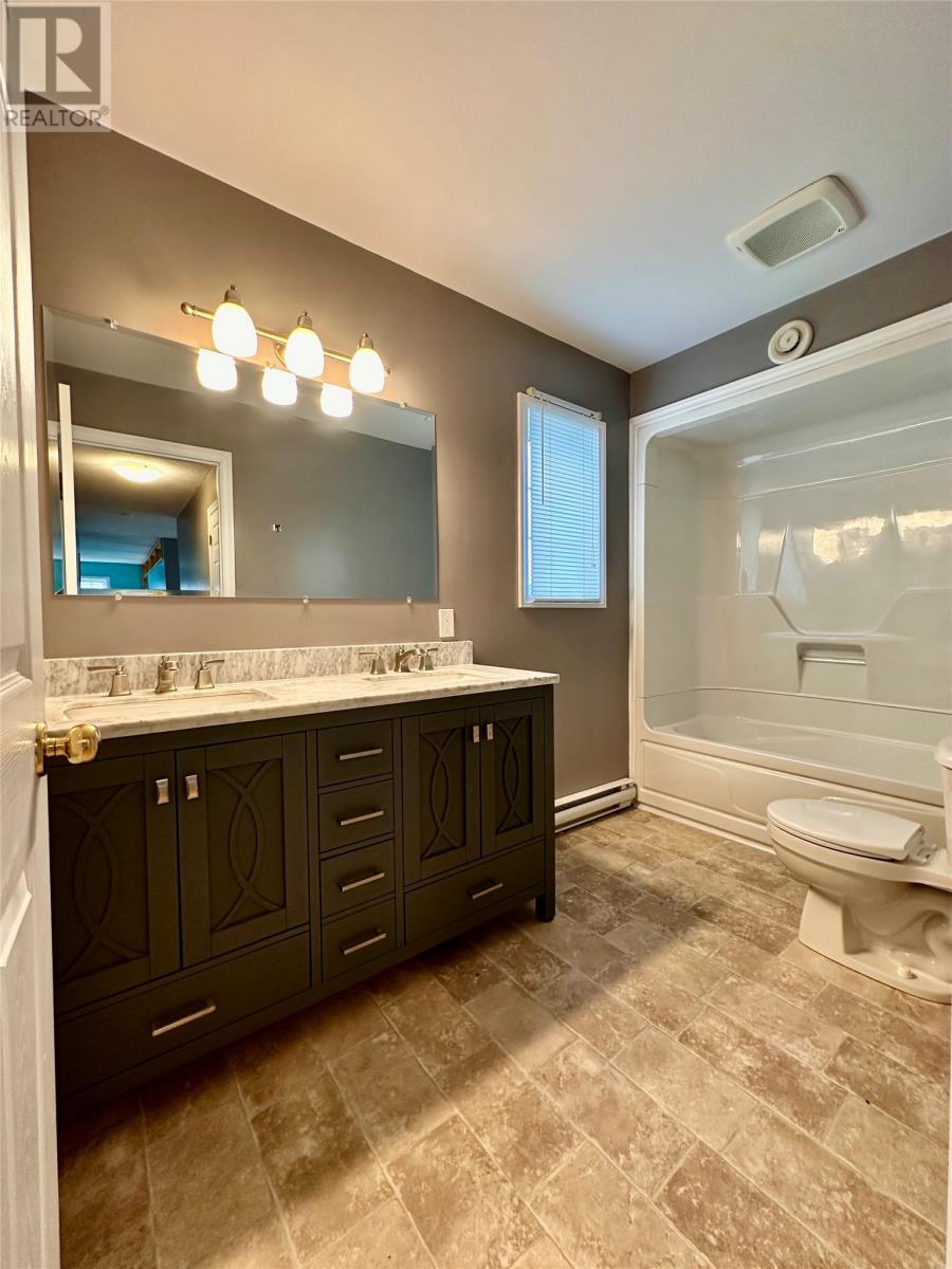 7 Courtney Street, Grand Bank, NL - Indoor Photo Showing Bathroom