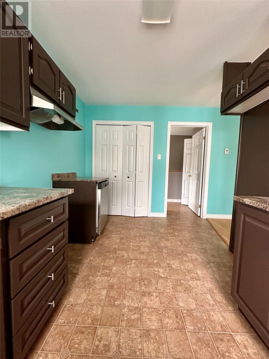 7 Courtney Street, Grand Bank, NL - Indoor