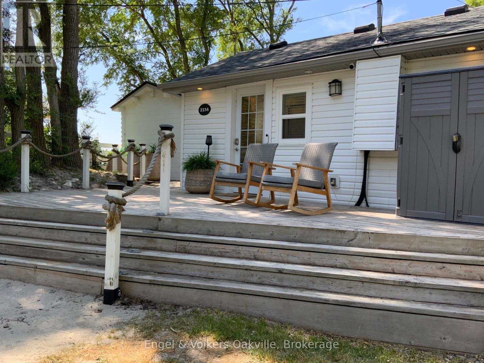 Four Season Lifestyle - 2234 Tiny Beaches Road S, Tiny, ON - Outdoor With Deck Patio Veranda