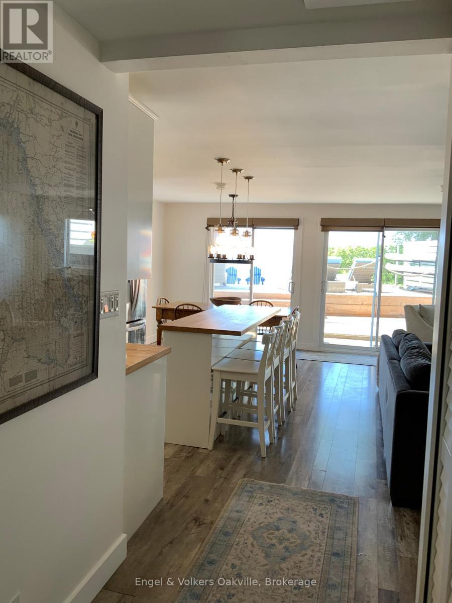 2234 Tiny Beaches Road S, Tiny, ON - Indoor Photo Showing Other Room