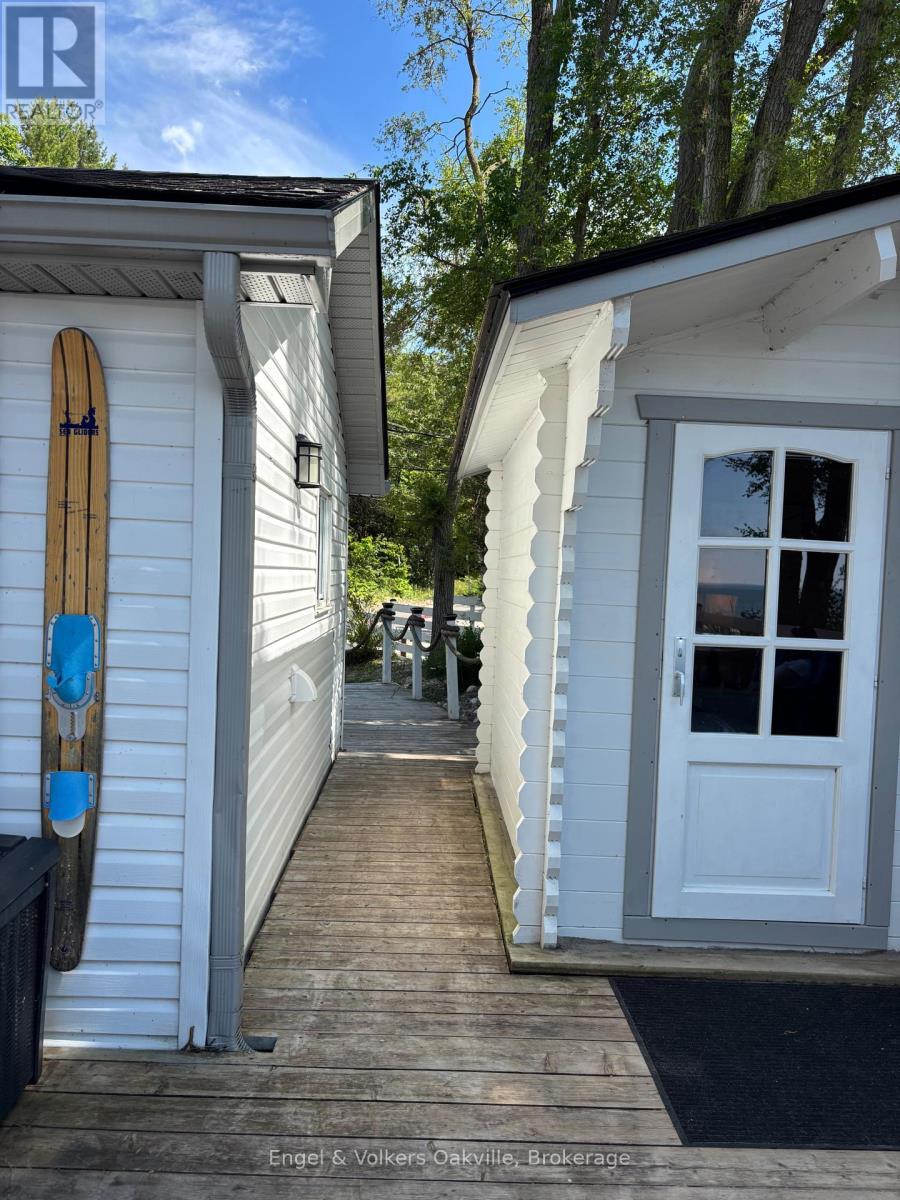 BUNKIE - 2234 Tiny Beaches Road S, Tiny, ON - Outdoor With Exterior