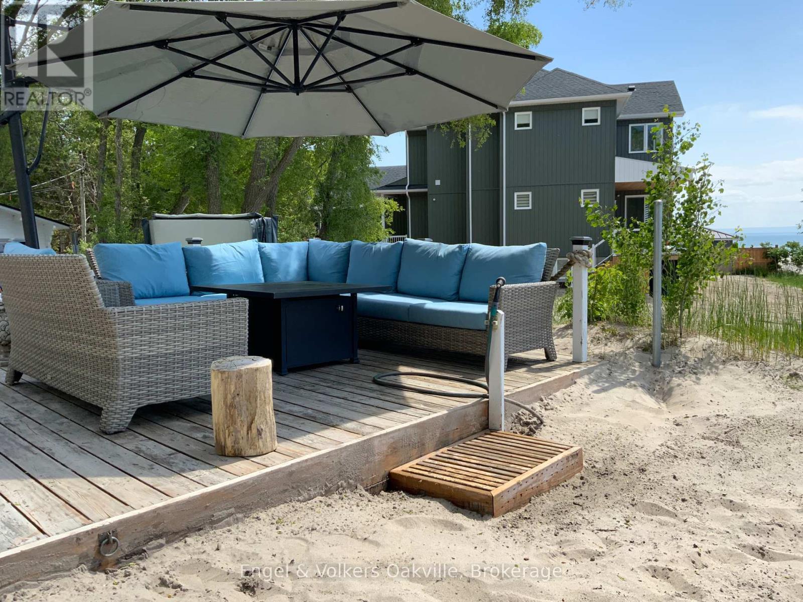 2234 Tiny Beaches Road S, Tiny, ON - Outdoor With Exterior