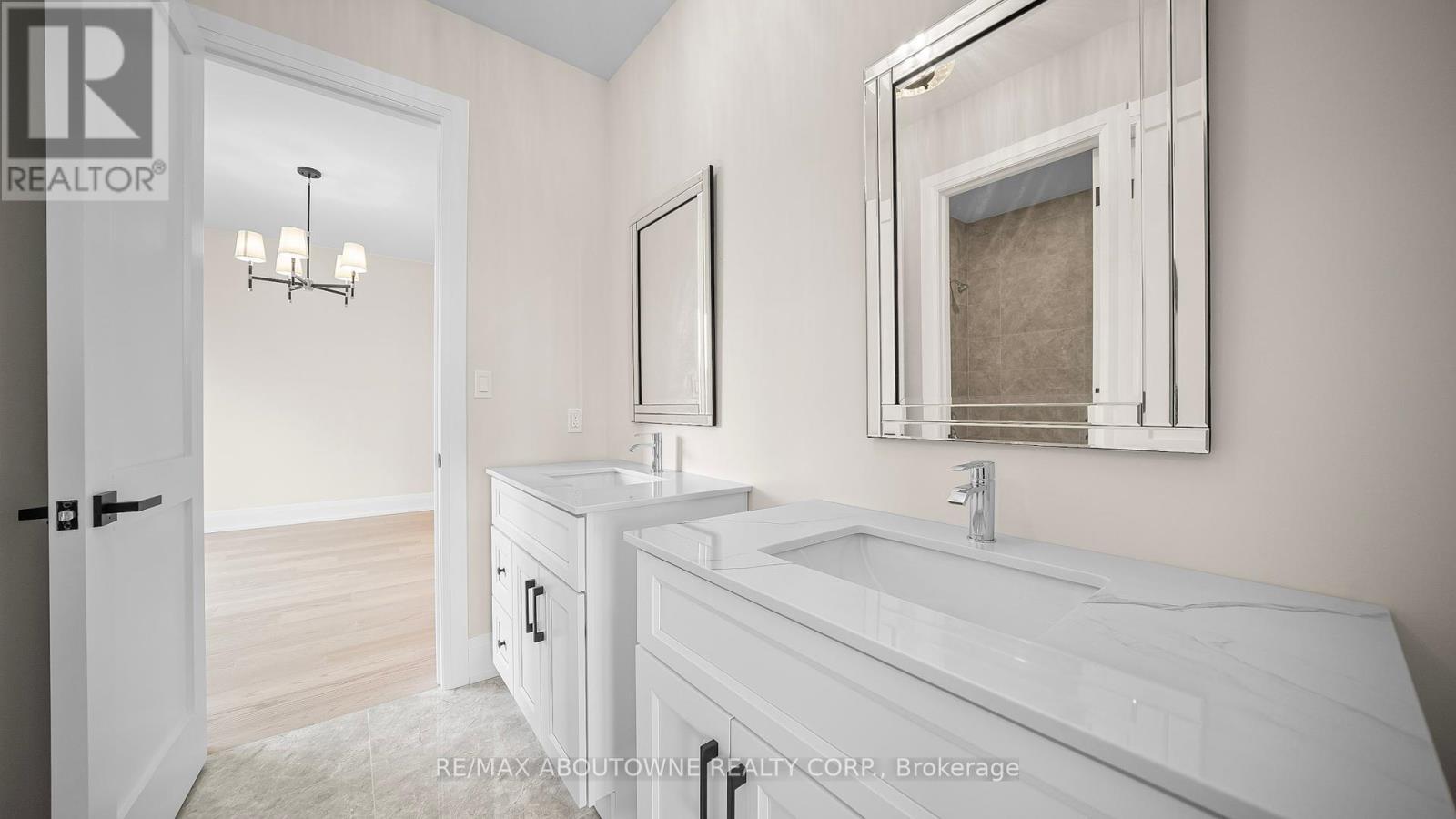 1 West Avenue, Hamilton, ON - Indoor