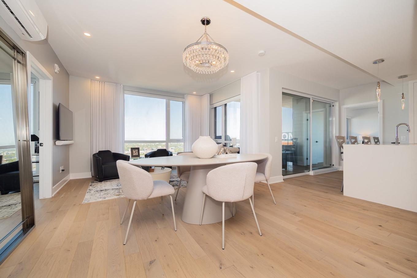 Interior - 1603-2835 Av. Du Cosmodôme, Laval (Chomedey), QC - Indoor Photo Showing Dining Room