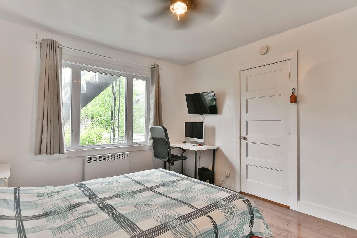 Chambre à coucher principale - 231 - 235 Rue Vaillancourt, Saint-Jérôme, QC - Indoor Photo Showing Bedroom