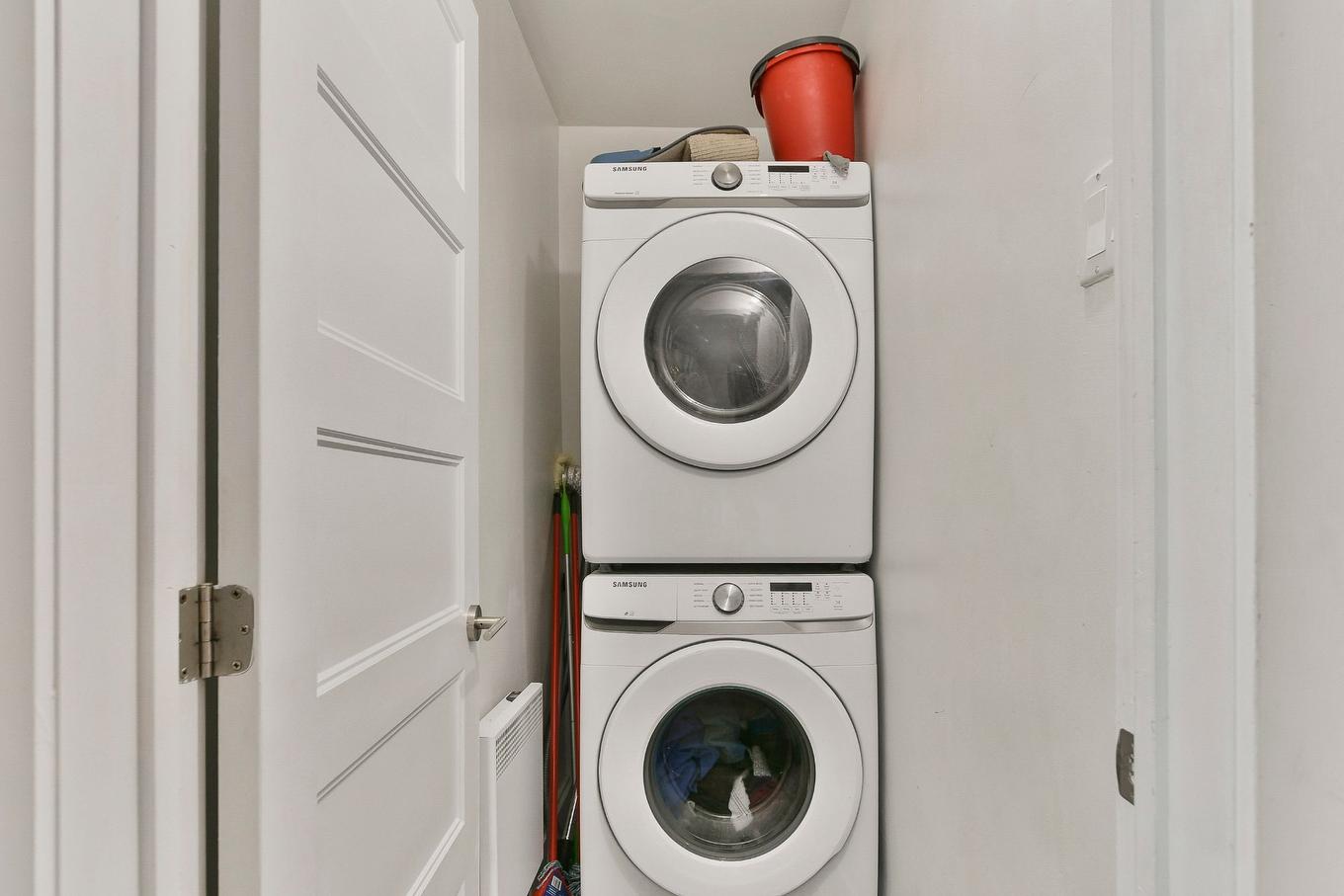 Salle de lavage - 231 - 235 Rue Vaillancourt, Saint-Jérôme, QC - Indoor Photo Showing Laundry Room