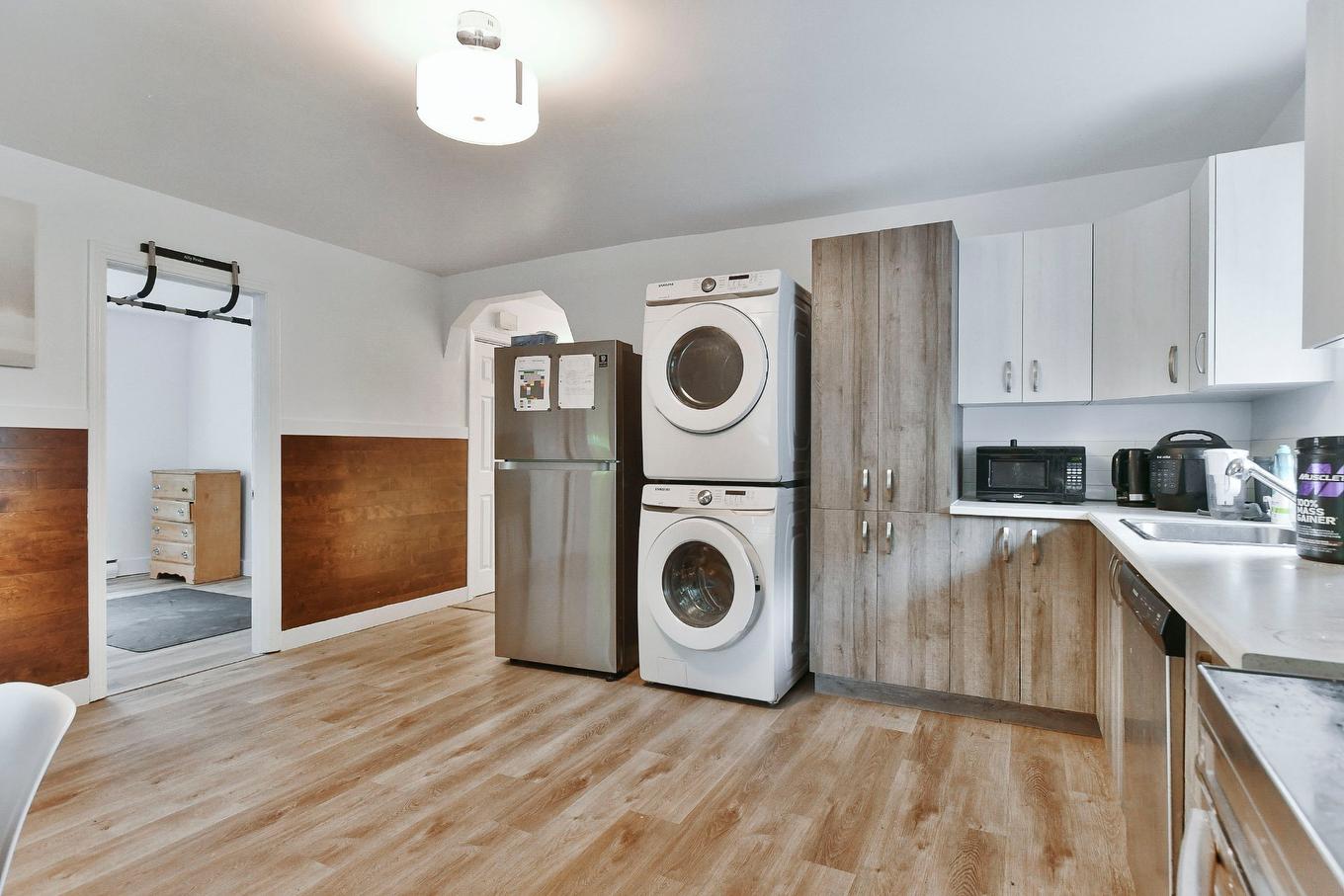 Cuisine - 231 - 235 Rue Vaillancourt, Saint-Jérôme, QC - Indoor Photo Showing Laundry Room