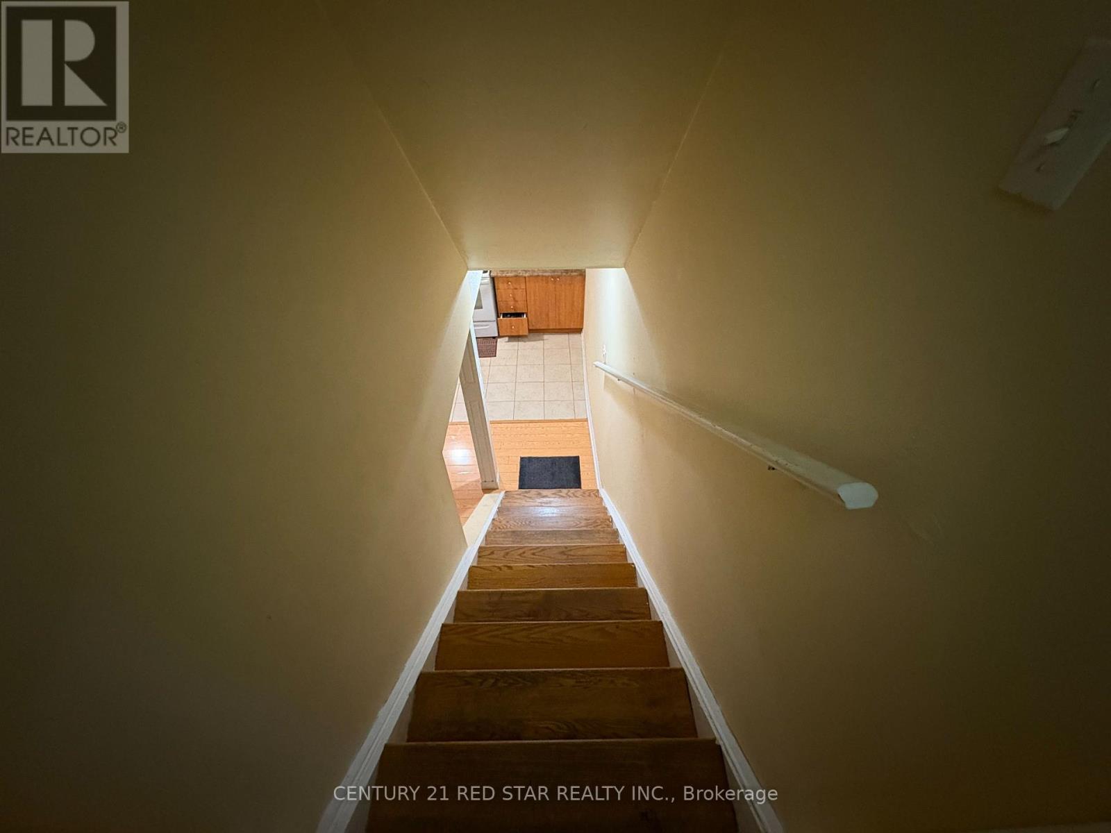 28 Junction Crescent, Brampton, ON - Indoor Photo Showing Other Room