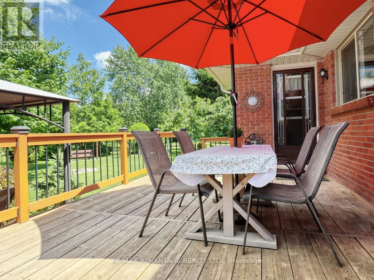 8 East Williams Street, North Middlesex (Nairn), ON - Outdoor With Deck Patio Veranda With Exterior