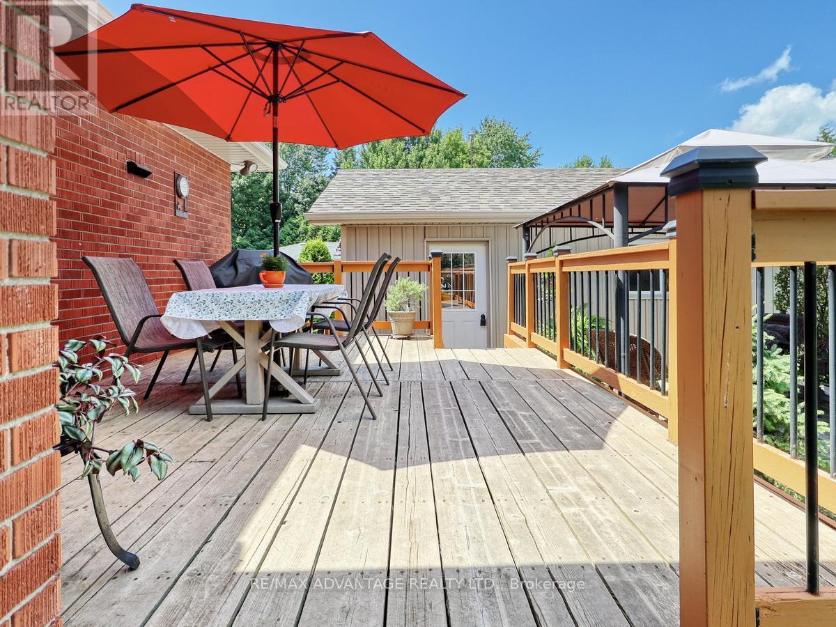 8 East Williams Street, North Middlesex (Nairn), ON - Outdoor With Deck Patio Veranda With Exterior