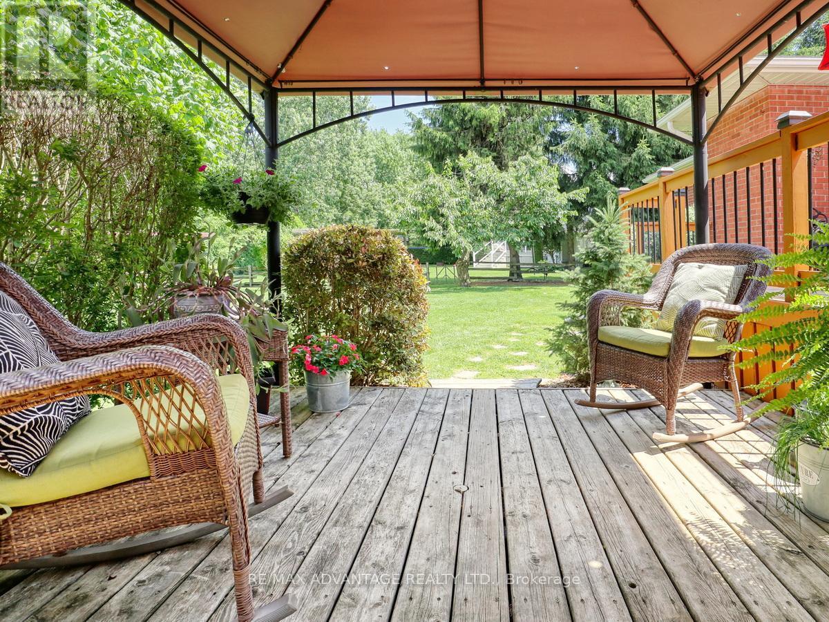 8 East Williams Street, North Middlesex (Nairn), ON - Outdoor With Deck Patio Veranda With Exterior