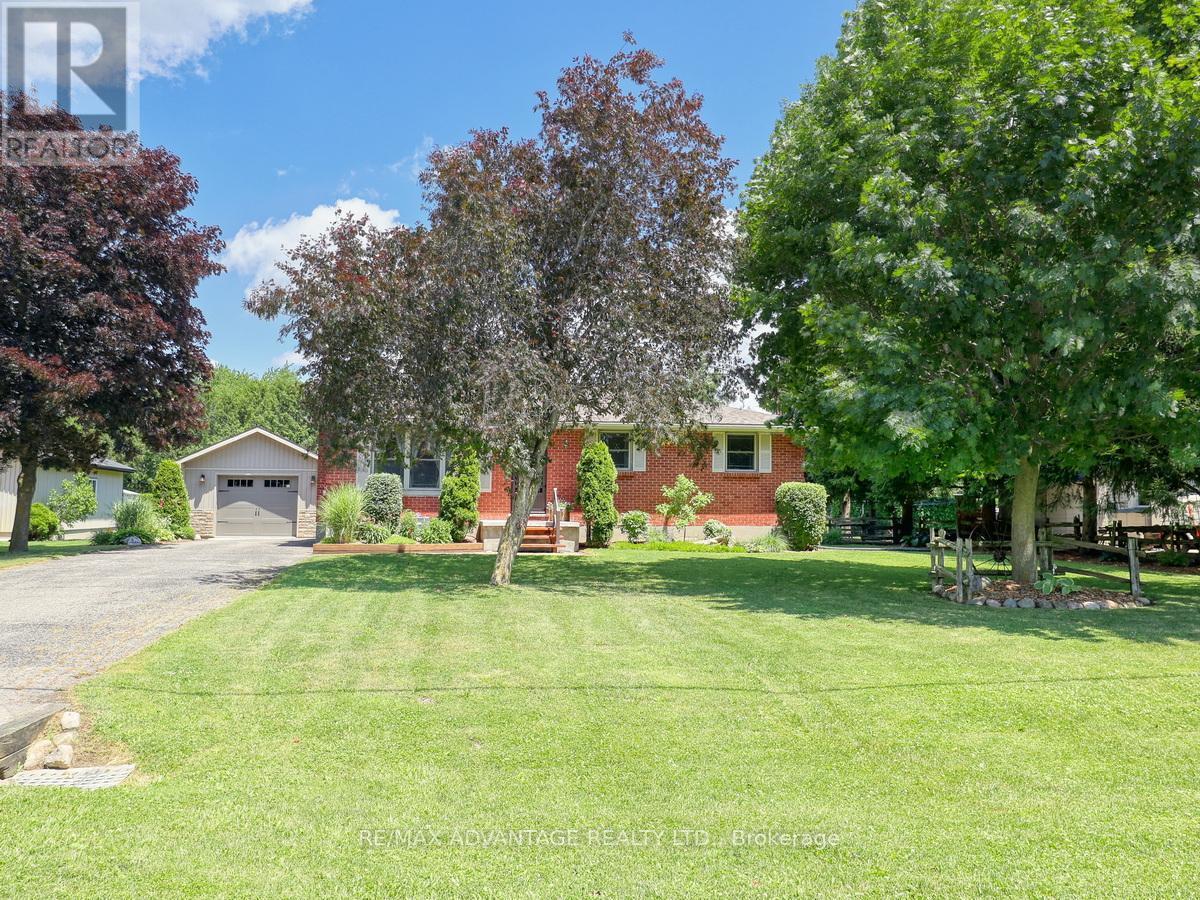 8 East Williams Street, North Middlesex (Nairn), ON - Outdoor