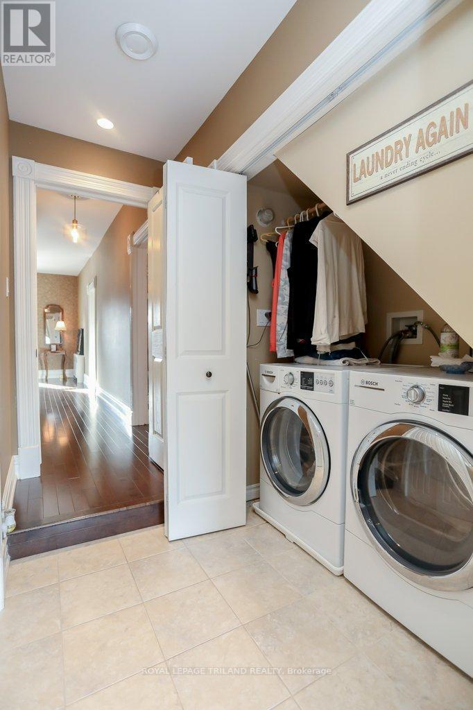 6058 Stone Church Road, Central Elgin (Union), ON - Indoor Photo Showing Laundry Room