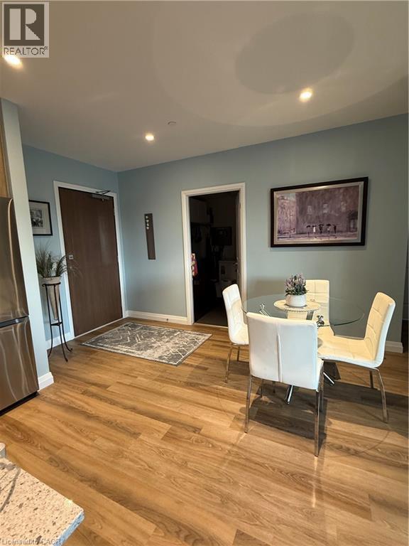 525 New Dundee Road Unit# 715, Kitchener, ON - Indoor Photo Showing Dining Room