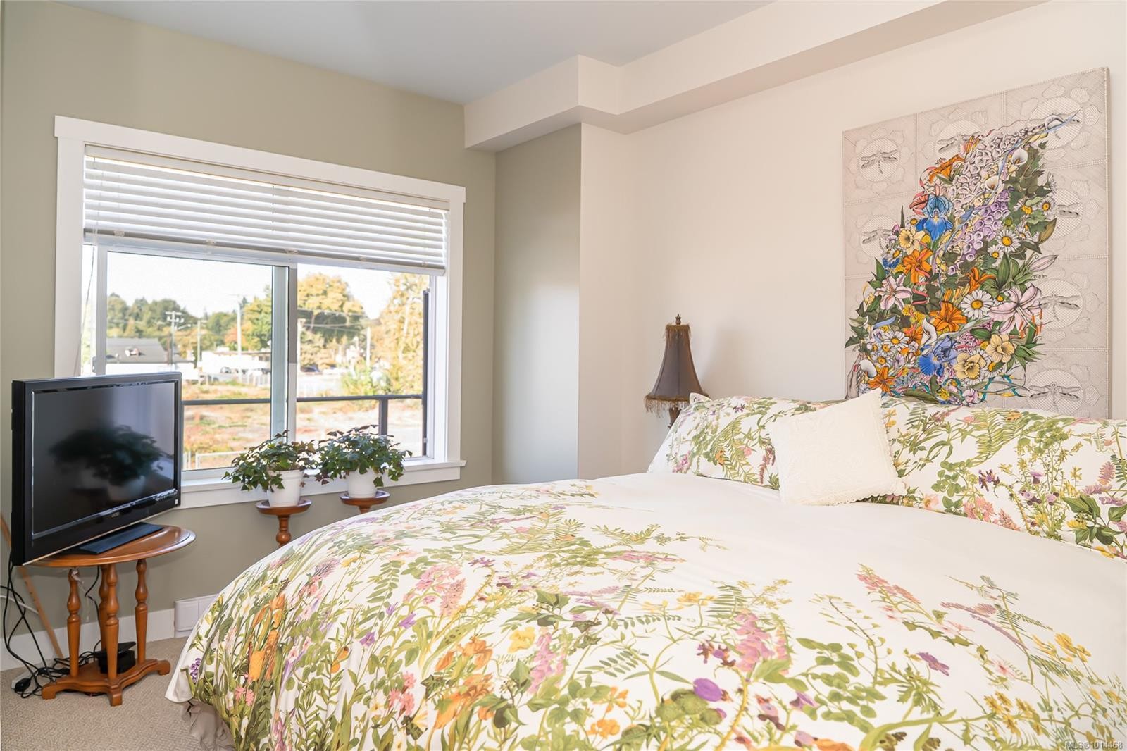 206-5822 Garden St, Duncan, BC - Indoor Photo Showing Bedroom