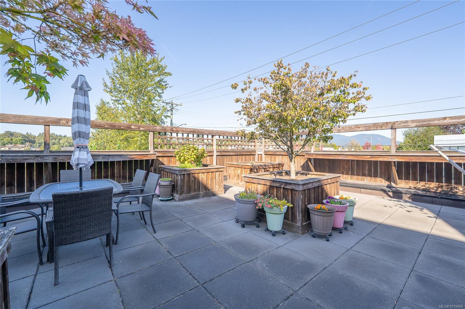 206-5822 Garden St, Duncan, BC - Outdoor With Deck Patio Veranda