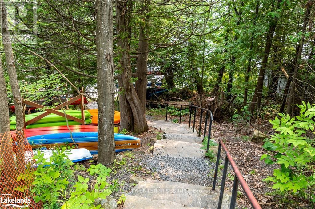 3521 Grandview Forest Hill Drive, Huntsville, ON - Outdoor