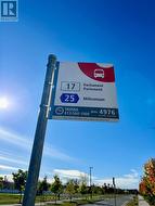 5 mins to the bus station -