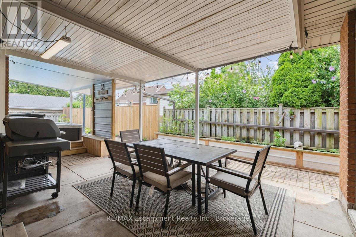755 Parker Crescent, Burlington (Brant), ON - Outdoor With Deck Patio Veranda With Exterior