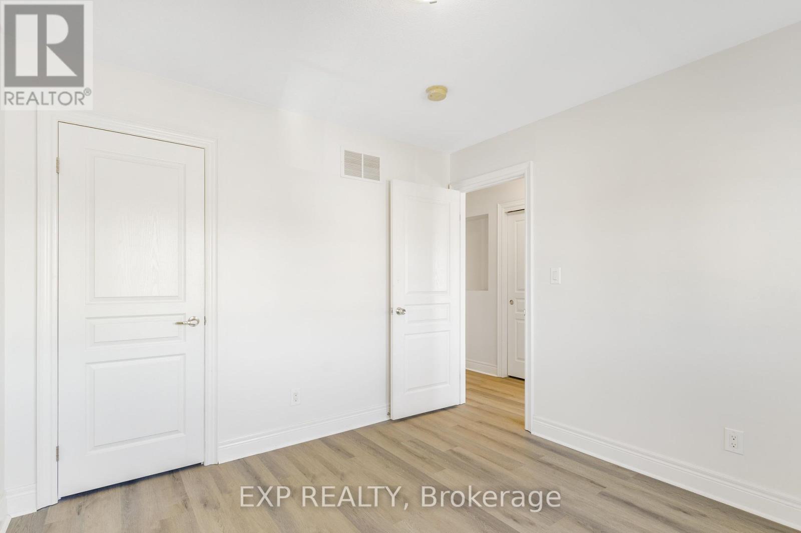 174 Winterberry Boulevard, Thorold, ON - Indoor Photo Showing Other Room