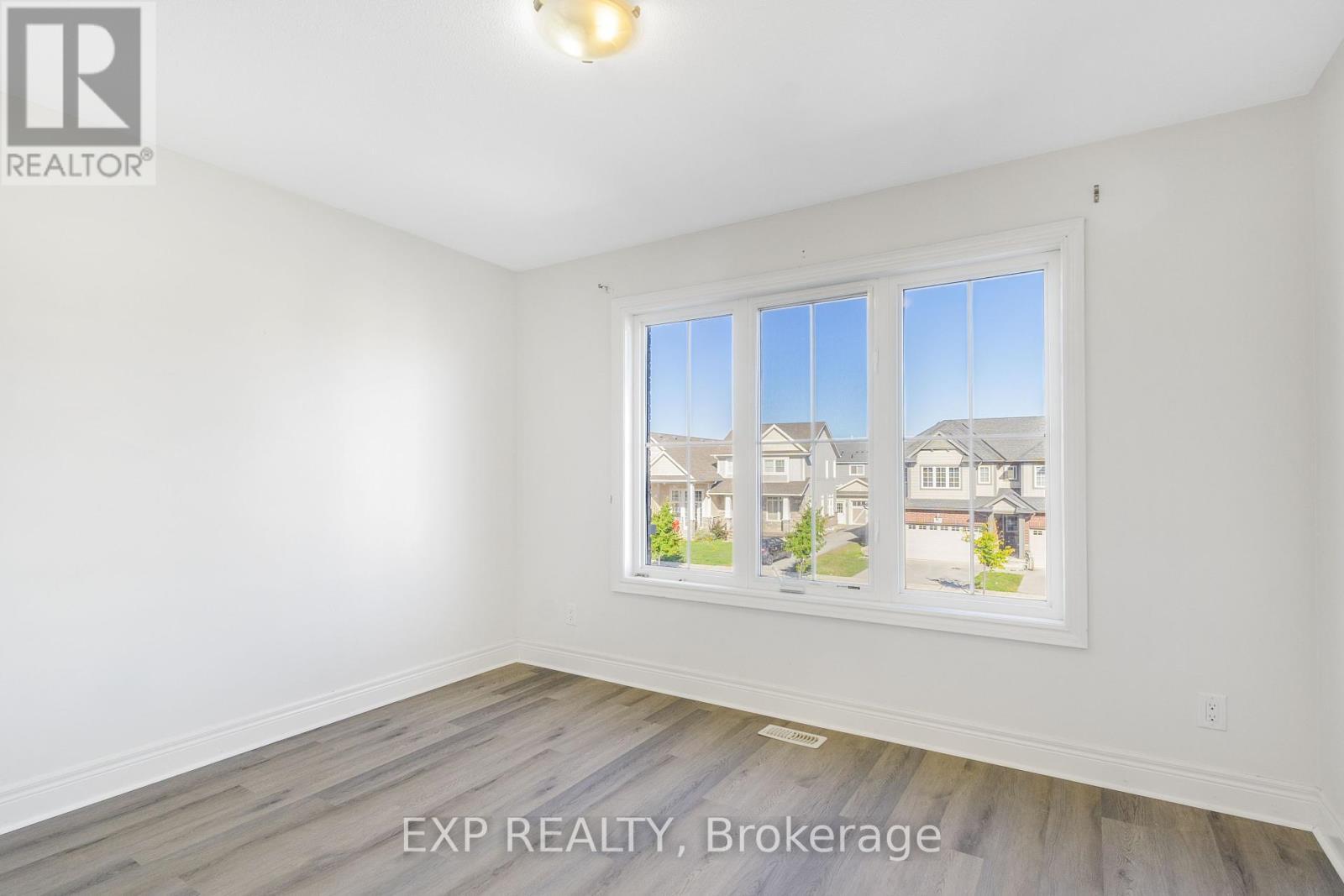 174 Winterberry Boulevard, Thorold, ON - Indoor Photo Showing Other Room
