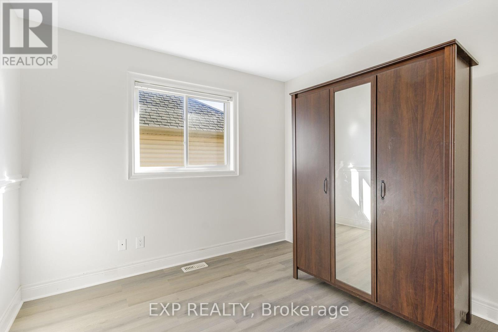 174 Winterberry Boulevard, Thorold, ON - Indoor Photo Showing Other Room