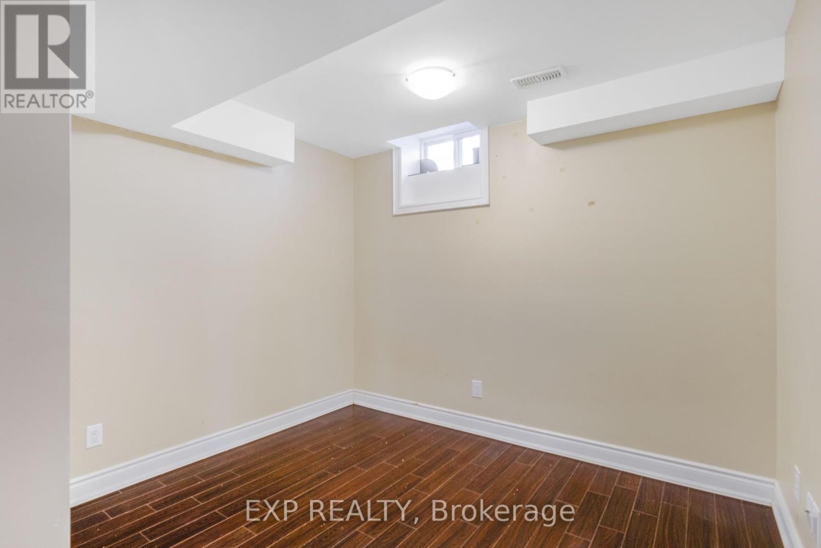 174 Winterberry Boulevard, Thorold, ON - Indoor Photo Showing Other Room