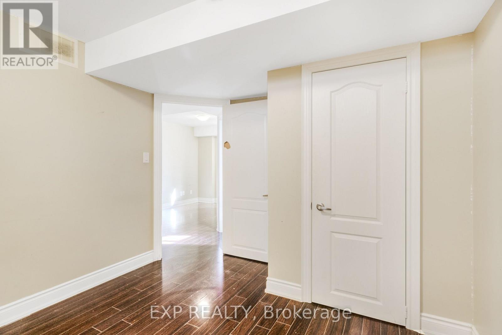 174 Winterberry Boulevard, Thorold, ON - Indoor Photo Showing Other Room