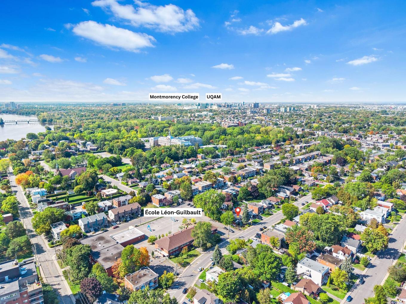 Aerial photo - 20 Rue Émile, Laval (Laval-Des-Rapides), QC - Outdoor With View