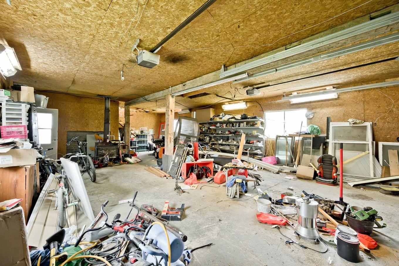 Garage - 1000Z 10E Rang, Saint-Herménégilde, QC