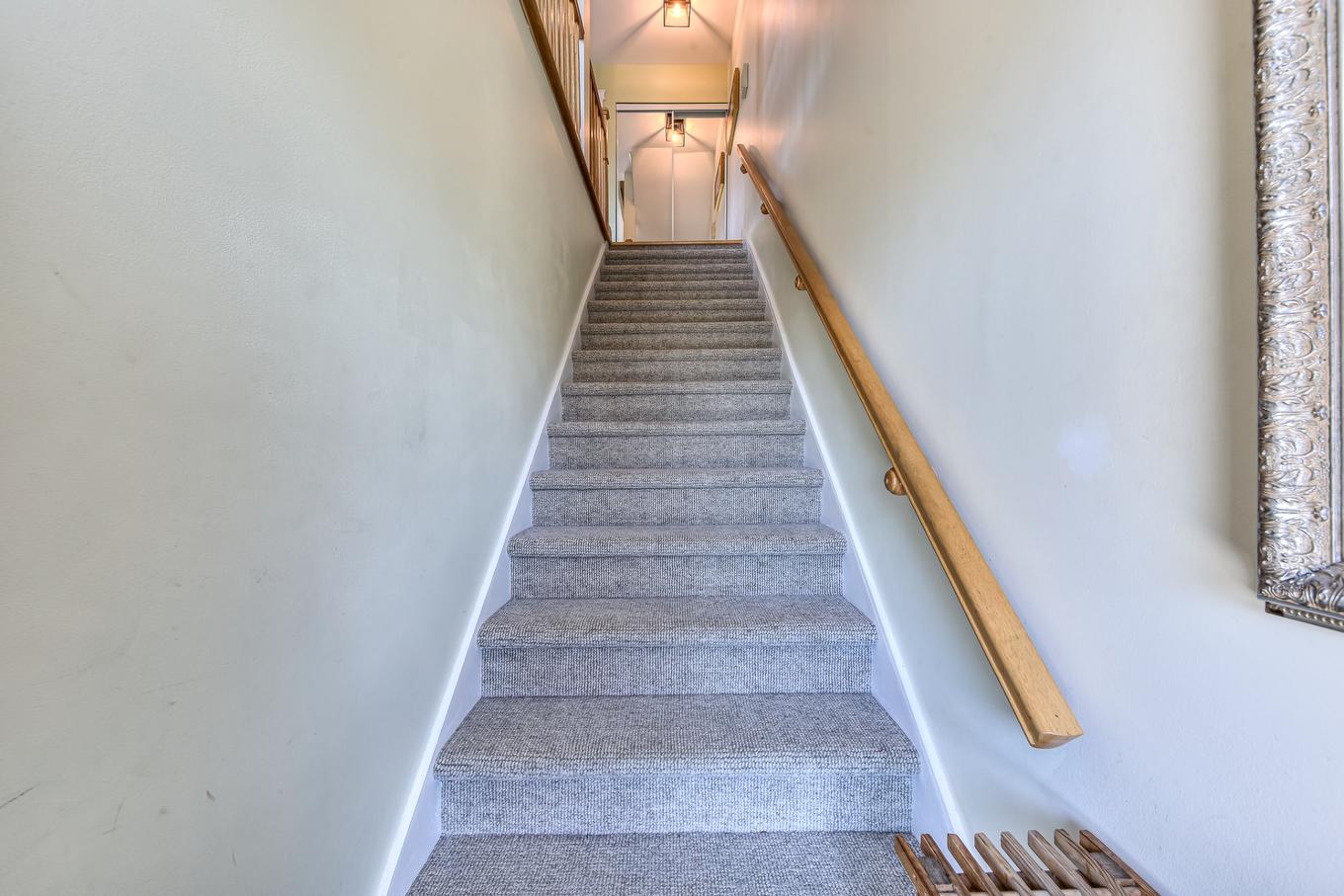 Hall - 1424 Rue Des Hirondelles, Longueuil (Le Vieux-Longueuil), QC - Indoor Photo Showing Other Room