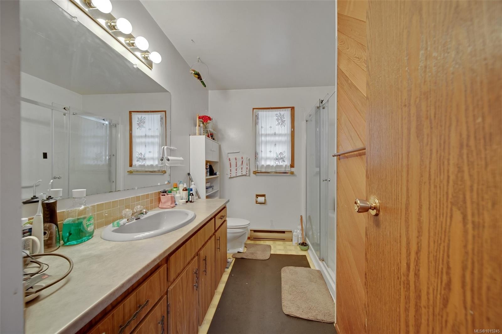 5886 Broadway Rd, Nanaimo, BC