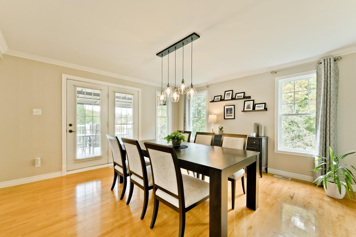 Dining room - 680 Mtée Des Pins S., Coaticook, QC - Indoor Photo Showing Dining Room