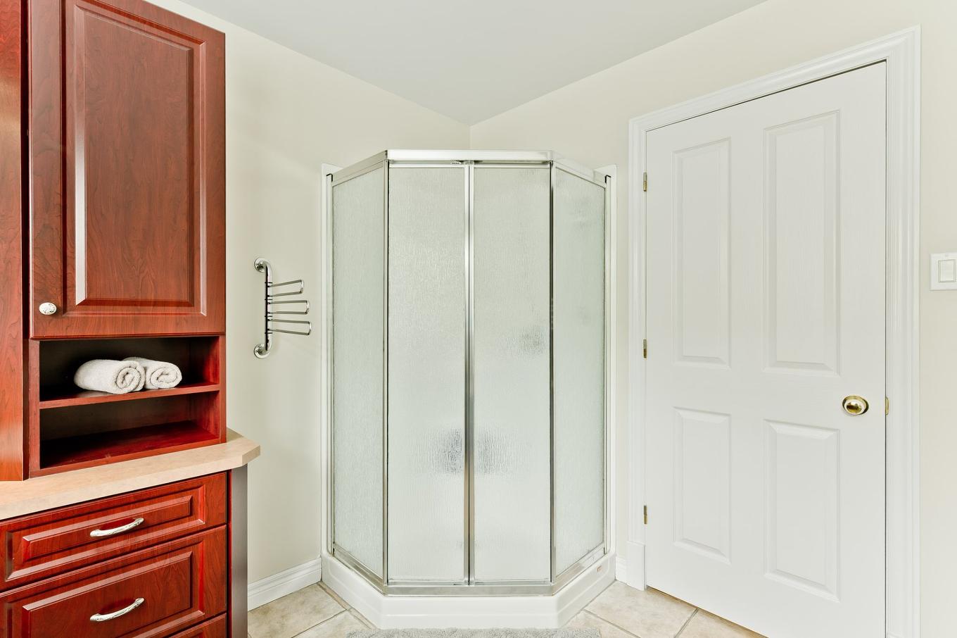 Bathroom - 680 Mtée Des Pins S., Coaticook, QC - Indoor