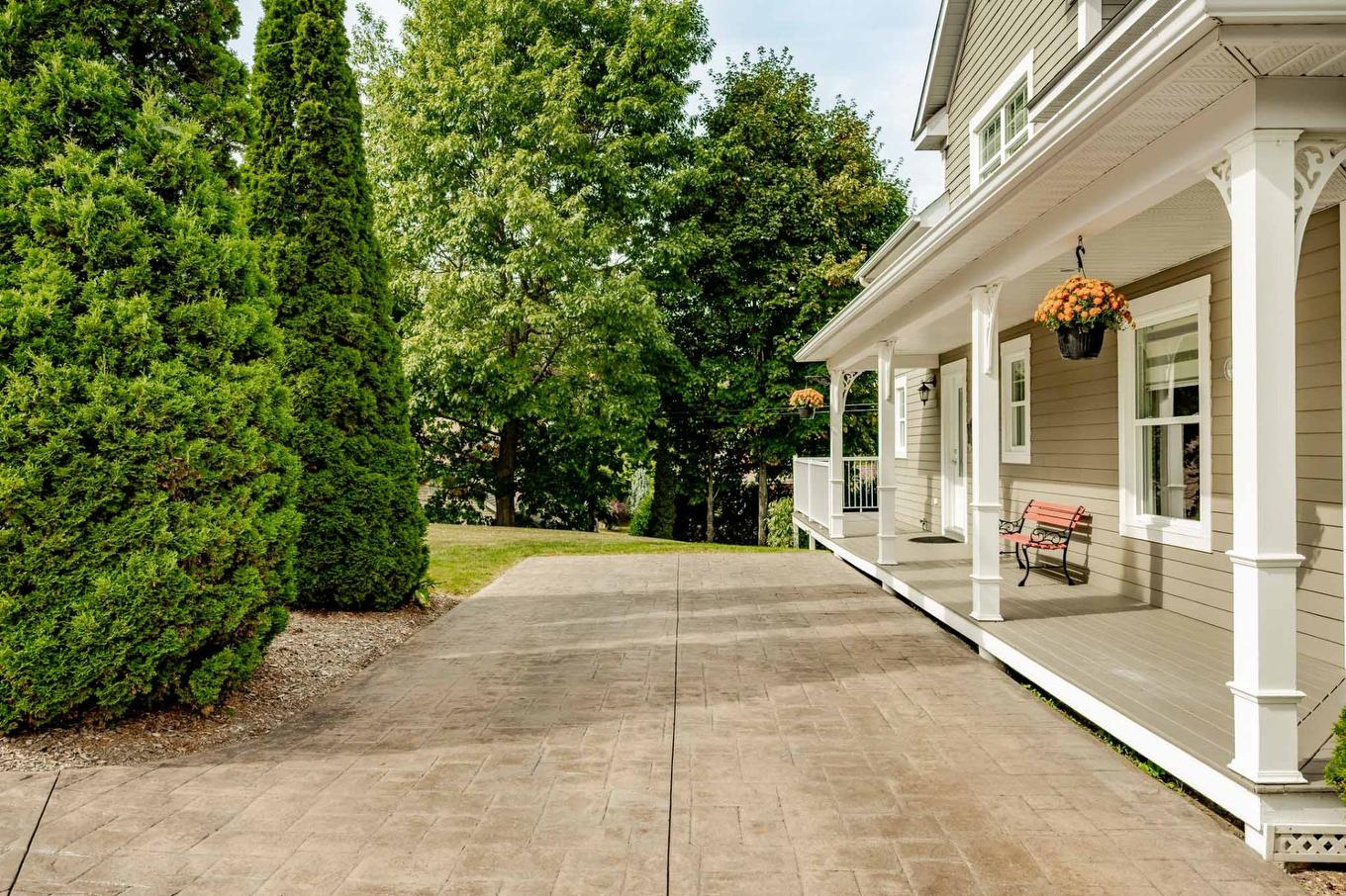 Exterior - 680 Mtée Des Pins S., Coaticook, QC - Outdoor