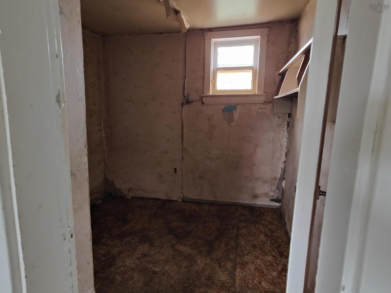 119 South Street, Donkin, NS